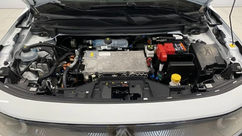 Renault 4 E-Tech   Iconic autonomia confort 110kW