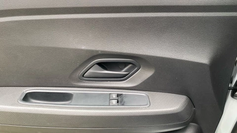 Dacia Sandero Stepway Essential TCe 67kW (90V)