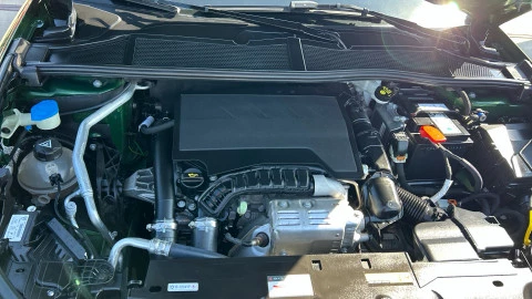 Peugeot 308 5P Allure Gasolina 130 S&S MAN