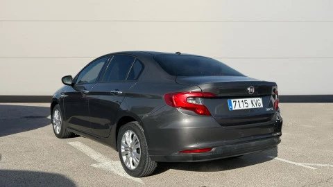 Fiat Tipo Sedán 1.4 70kW (95CV) Lounge