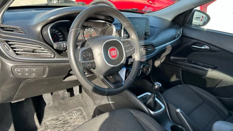 Fiat Tipo Sedán 1.4 70kW (95CV) Lounge