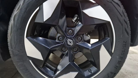 Renault Captur techno Eco-G 100cv (74 kW)