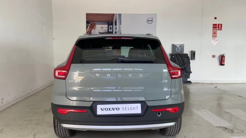 Volvo XC40 2.0 B3 G Core Auto