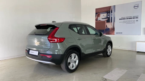 Volvo XC40 2.0 B3 G Core Auto