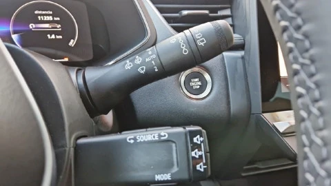 Renault Captur techno Eco-G 100cv (74 kW)