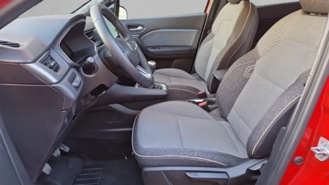 Renault Captur techno Eco-G 100cv (74 kW)