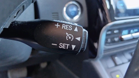 Toyota Auris 1.8 140H Hybrid Active