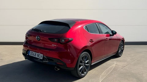 Mazda3 2.5L E-SKY G MHEV 103kW Centre-line