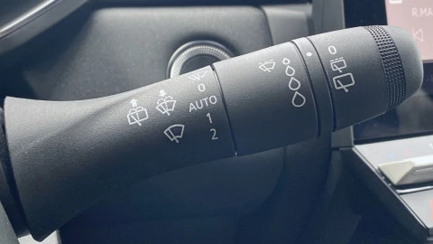 Renault Captur techno Eco-G 100cv (74 kW)