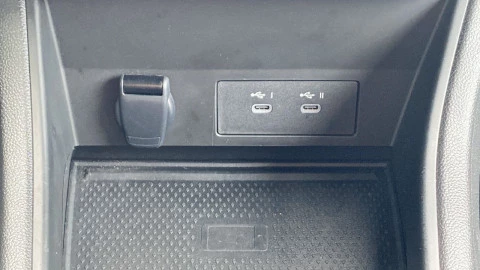 Renault Captur techno Eco-G 100cv (74 kW)