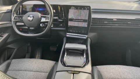 Renault Espace Techno E-Tech full hybrid 146kW
