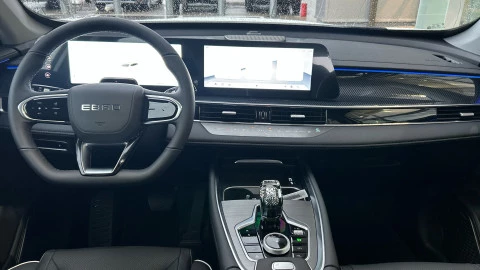 EBRO S700 1.5 TGDI PHEV Luxury E-CVT