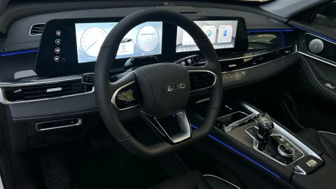 EBRO S700 1.5 TGDI PHEV Luxury E-CVT
