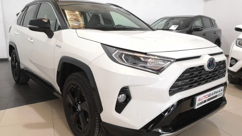 Toyota Rav4 2.5l 220H Feel!