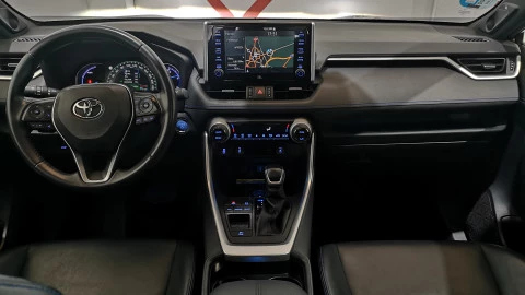 Toyota Rav4 2.5l 220H Feel!