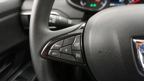 Dacia Sandero Essential TCe 67kW (90CV)
