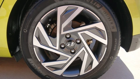 Hyundai i20 1.0 TGDI 74kW (100CV) 48V Klass