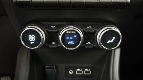 Renault Captur techno TCe 67kW (90CV)