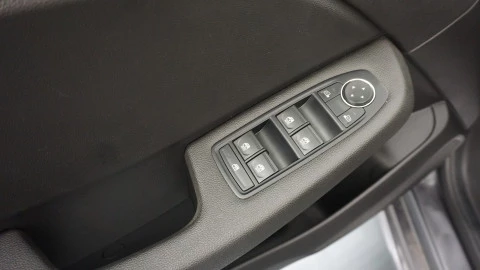 Renault Clio Equilibre TCe 67 kW (91CV)