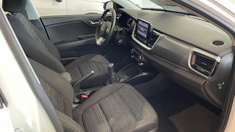 Kia Stonic  1.0 T-GDi MHEV Drive 100