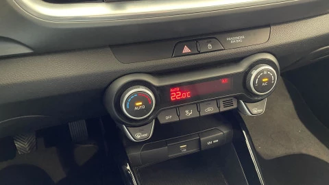Kia Stonic  1.0 T-GDi MHEV Drive 100