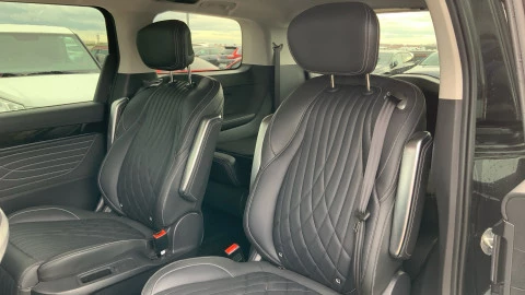 Maxus Mifa 9 90 kWh Luxury