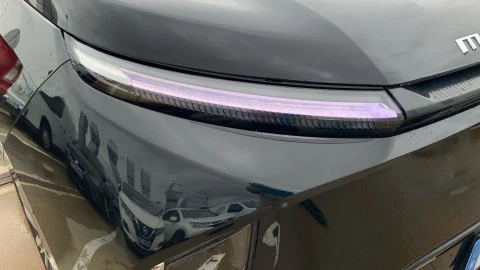 Maxus Mifa 9 90 kWh Luxury