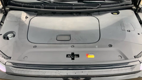 Maxus Mifa 9 90 kWh Luxury