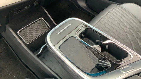 Maxus Mifa 9 90 kWh Luxury