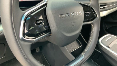 Maxus Mifa 9 90 kWh Luxury