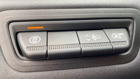 Renault Captur techno Eco-G 100cv (74 kW)