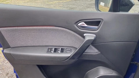 Renault Captur techno Eco-G 100cv (74 kW)