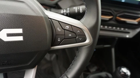 Dacia Duster Extreme TCE 96kW 48v (130CV) 4X2