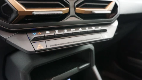 Dacia Duster Extreme TCE 96kW 48v (130CV) 4X2