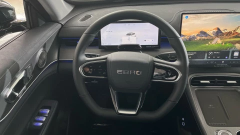 EBRO S800 1.5 TGDI PHEV Premium E-CVT