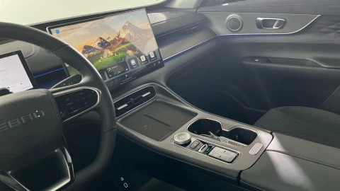 EBRO S800 1.5 TGDI PHEV Premium E-CVT