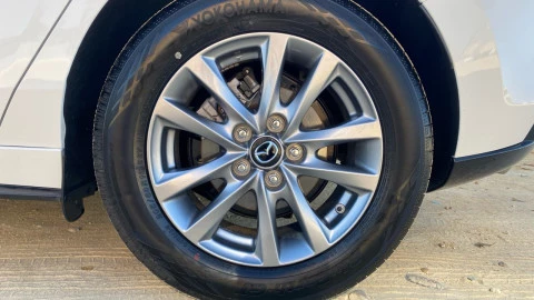 Mazda3 2.5L E-SKY G MHEV 103kW Prime-line