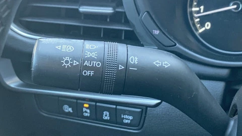 Mazda3 2.5L E-SKY G MHEV 103kW Prime-line