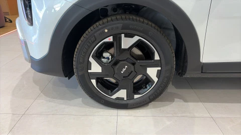 Kia Stonic  1.0 T-GDi Concept 100