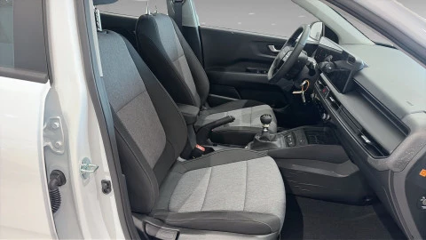 Kia Stonic  1.0 T-GDi Concept 100