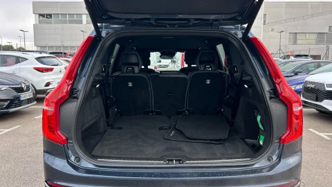 Volvo XC90 2.0 T8 AWD R-Design Auto