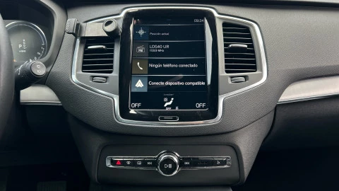 Volvo XC90 2.0 T8 AWD R-Design Auto