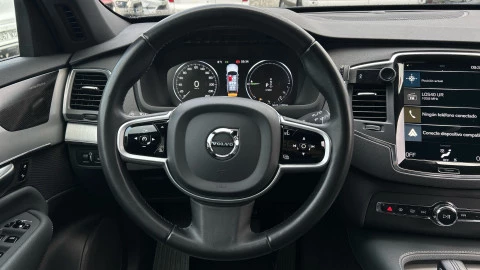 Volvo XC90 2.0 T8 AWD R-Design Auto