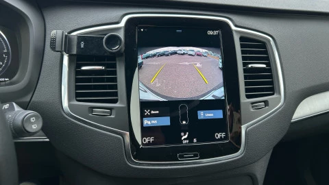 Volvo XC90 2.0 T8 AWD R-Design Auto