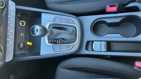 Hyundai Kona 1.6 GDI HEV Maxx DCT