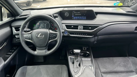 Lexus UX 2.0 250h Business