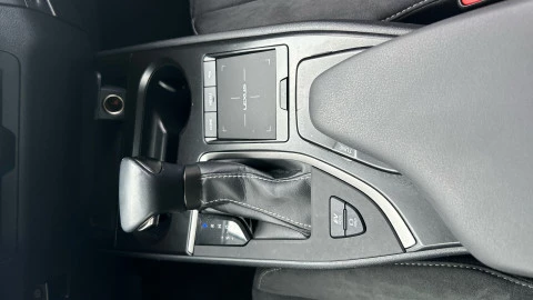 Lexus UX 2.0 250h Business