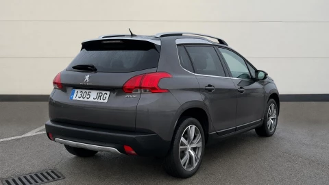 Peugeot 2008 Allure 1.6 BlueHDi 88KW (120CV) S&S Peugeot 2008 Allure 1.6 BlueHDi 88KW (120CV) S&S