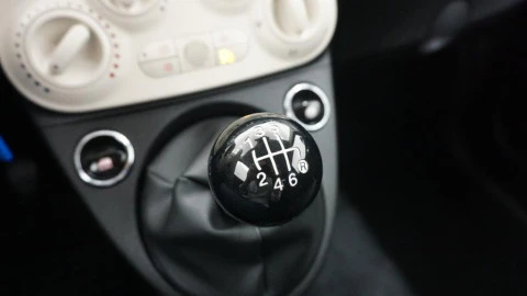 Fiat 500 Club 1.0 Hybrid 51KW (70 CV)
