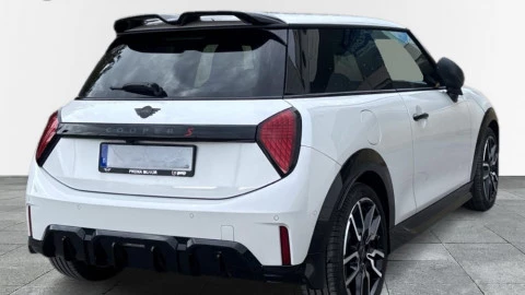 MINI Cooper S John Cooper Works Trim